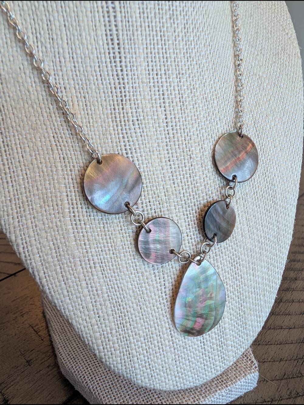 Premier Designs Iridescent Shell Disc Necklace